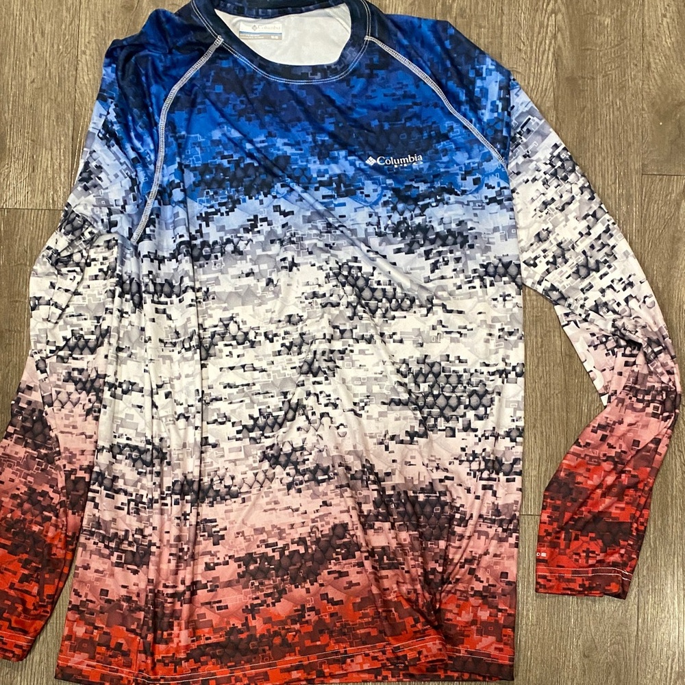 Columbia Men's Tri-Color Camo Rash Guard PFG